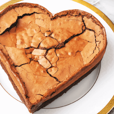 Flourless Cadbury Cake with Vanilla