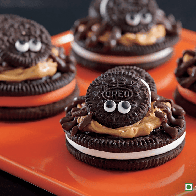 Halloween Oreo Spiders