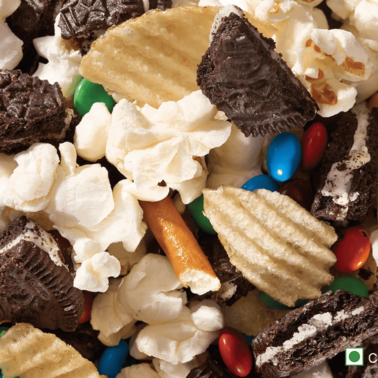 Oreo Field Goal Snack Mix